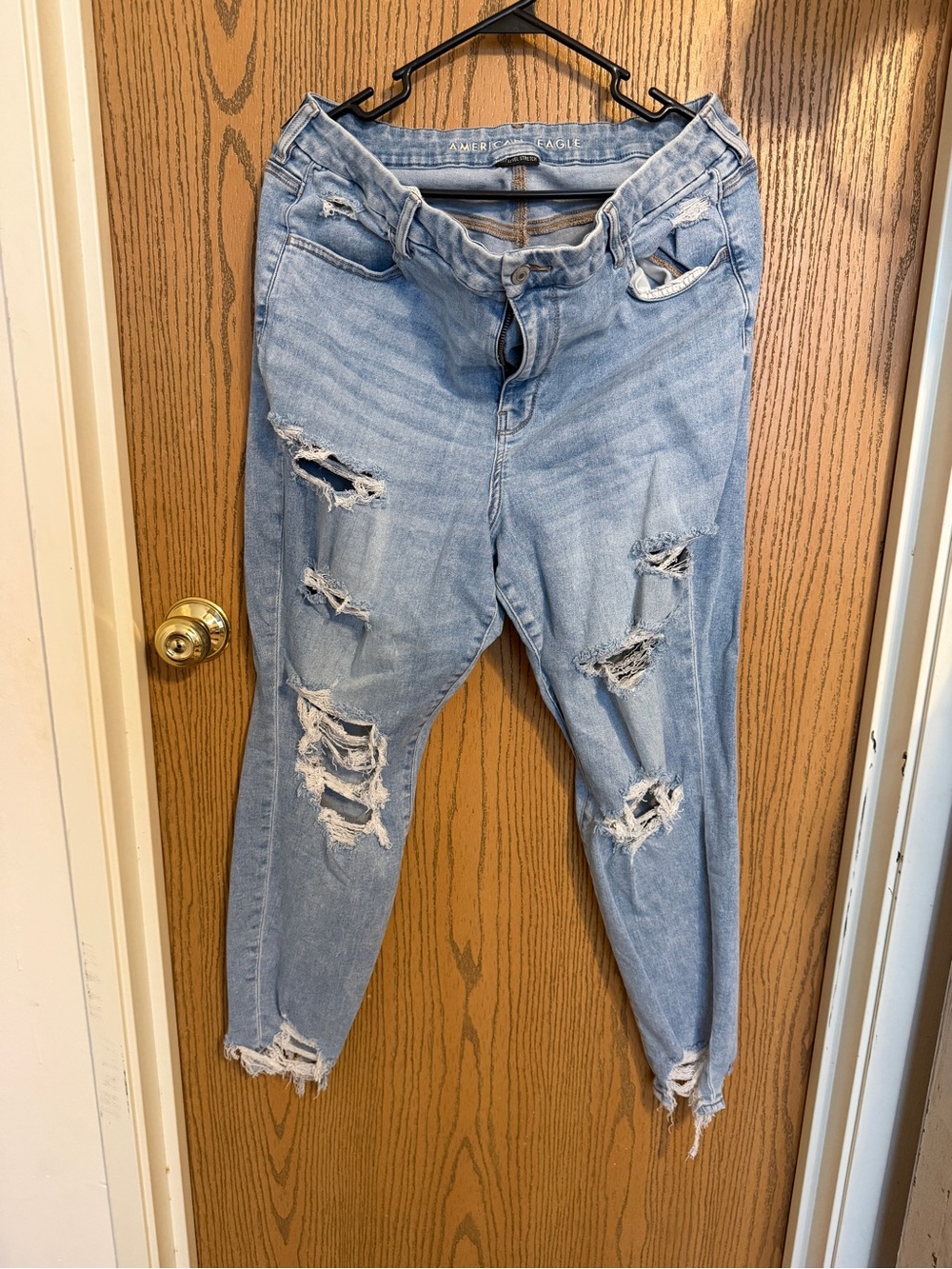 American Eagle Outfitters Light Blue Ripped fury Hi Rise Jegging Jeans